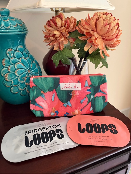 Loops Other - New Loops Masks and Clinique cosmetics pouch bundle